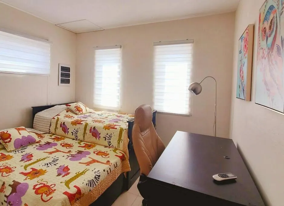 Modern Relaxing Vacation Villa Οράνχεσταντ 0*,  Αρούμπα