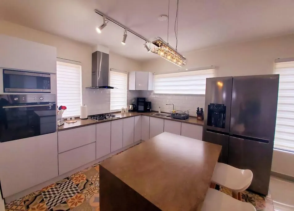 Modern Relaxing Vacation Villa Οράνχεσταντ 0*,  Αρούμπα