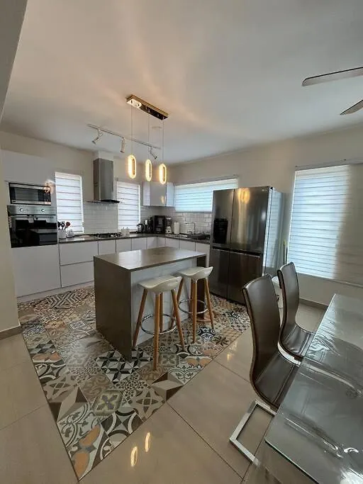 Semesterbostad Modern Relaxing Vacation Villa Oranjestad