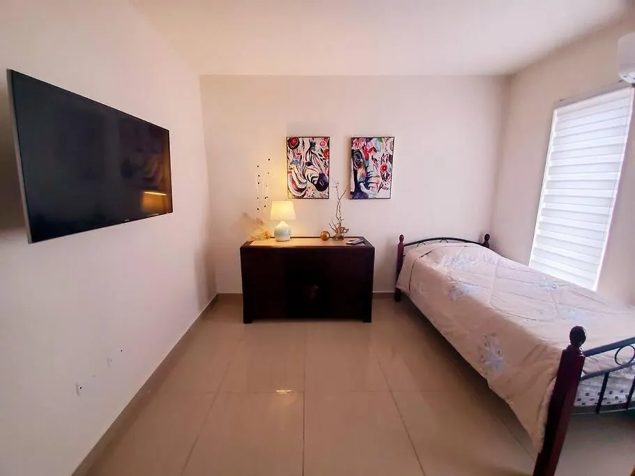 Modern Relaxing Vacation Villa Oranjestad